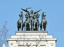 Cuadriga en el Parlamento austríaco en Viena