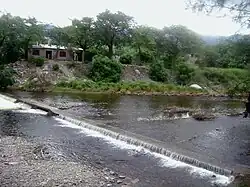 A una cuadra de Plaza Federal.