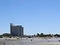 El hotel desde la playa.