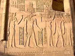 Bajorrelieve de Sobek en Kom Ombo.