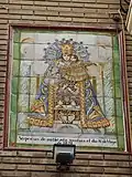 Retablo cerámico de la Virgen de los Desamparados en calle San Cristóbal