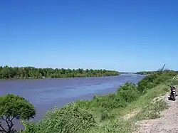 El río en Puerto Vilelas
