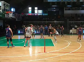 Riachuelo, subcampeón del Clausura, en un pasaje de juego del partido por el tercer puesto del Apertura.