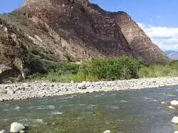 Río Tequiano que vierte sus aguas al Río Chicamocha.