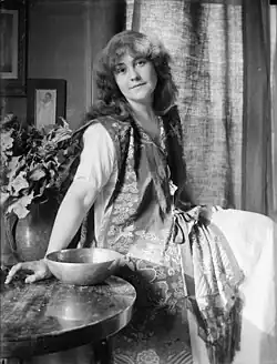 ”Rose O'Neill”, c. 1907.