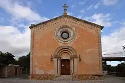 Ruberts, Iglesia parroquial, fachada principal
