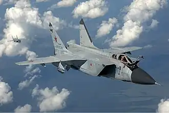 MiG-31B RF-92387 Nº70 de Savasleyka en 2010