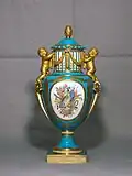 Jarrón de porcelana de Sèvres «bleu céleste» de 1779