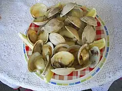 Almejas a la parmesana.