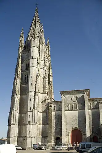 Iglesia de Saint-Eutrope, Saintes.
