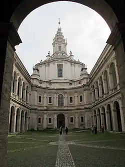 Cortile de Sant'ivo en La Sapienza (Roma).