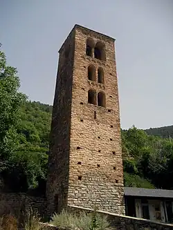 Campanario de San Martín de Bescarán.
