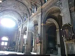 Nave principal y contrafachada