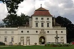 Schloss Ernstbrunn, Baja Austria (hoy sede de la familia)