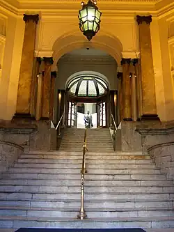 Escalinatas de acceso