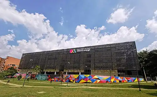 Imagen de la sede principal del Tecnológico de Artes Débora Arango