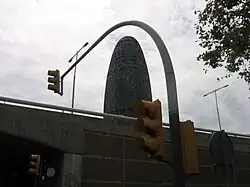 Semáforo, plaza de las Glorias Catalanas.