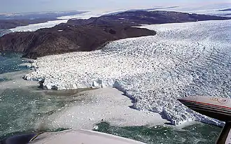 El glacial Sermeq Kujalleq en la costa occidental de Groenlandia.