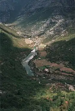 El valle de Cijevna en la frontera entre Montenegro y Albania
