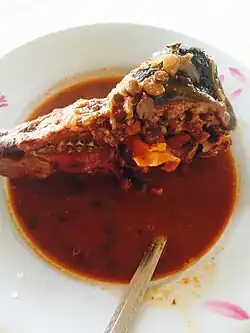 Sopa de cabeza de oveja