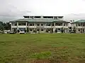 Fachada del Campus Silang de la Universidad Estatal de Cavite