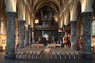 Interior mirando al oeste