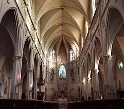 Interior de la Iglesia de Santa Teresinha (1924-1931), en Porto Alegre