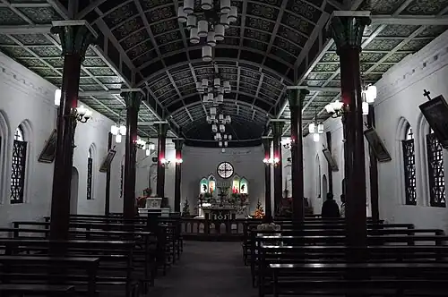 Interior del templo