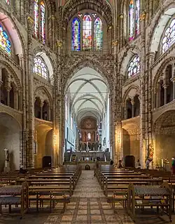 Interior de la nave