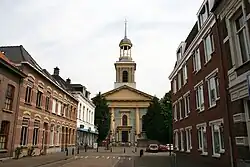 Witte kerk o iglesia blanca de la Iglesia reformada neerlandesa en Steenbergen.