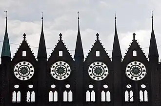 Los remates, a contraluz