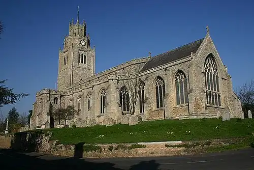 Cimborrio de la iglesia de San Andrés de Sutton en los Fens, un inusual cimborrio octogonal coronado por un segunda torre octogonal y una pequeña flecha