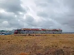 Galpón de los talleres parcialmente conservado.