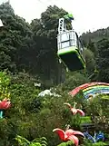 Teleférico en recorrido decorado navideño de 2015.