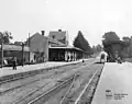 La estación original, durante la época del Ferrocarril del Sud.
