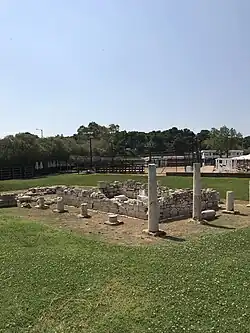 El Templo de Apolo Zoster después del paisajismo y trabajos de drenaje, Vouliagmeni, Ática