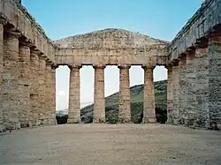 Restos del templo de Demeter, en Segesta.