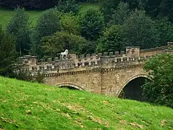 Puente Lion, Alnwick