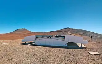 NGST facility with the VLT (left) and VISTA (right) in the background