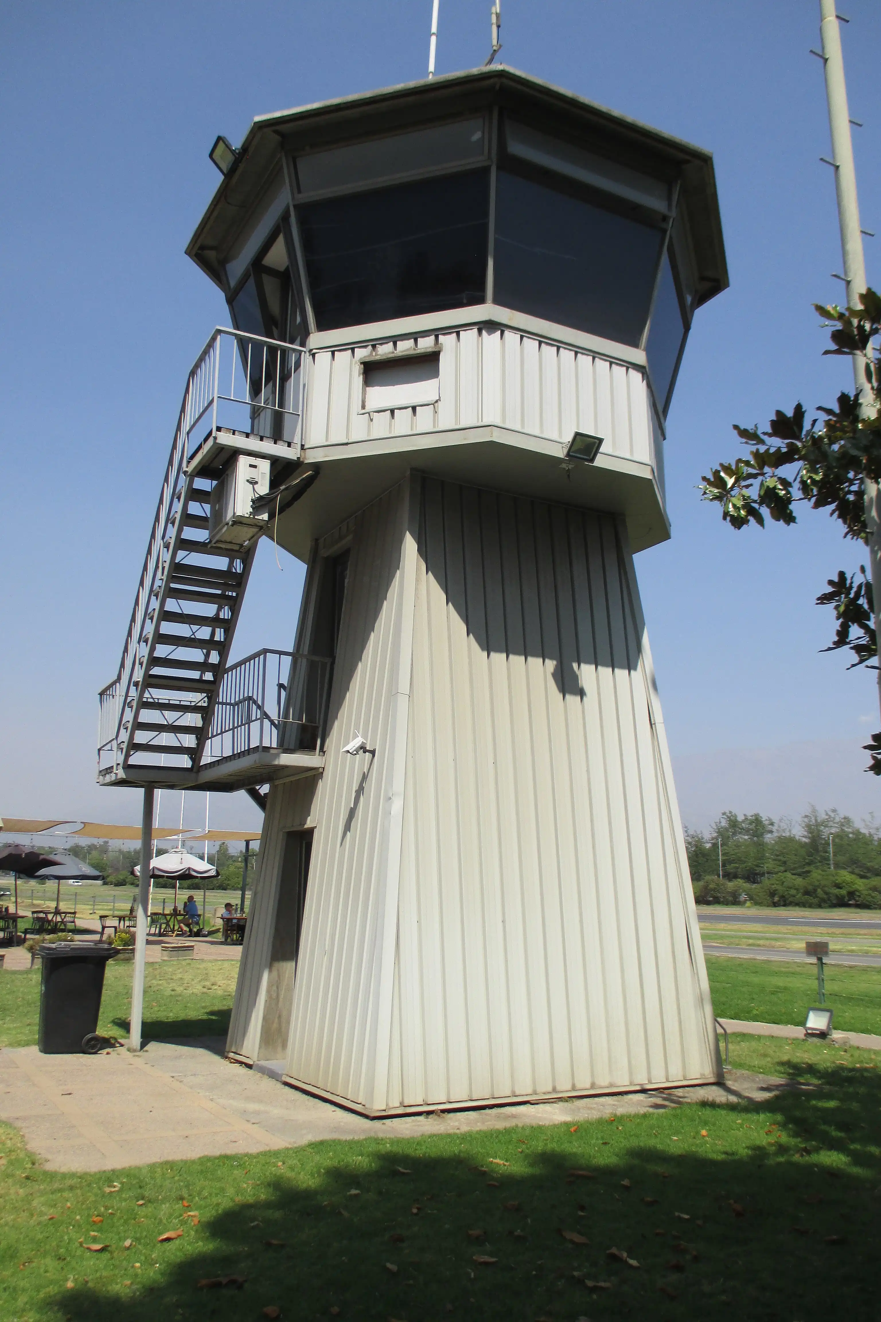 Torre de control del aeródromo de Vitacura