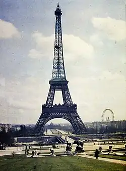 Torre Eiffel, París, en 1914.