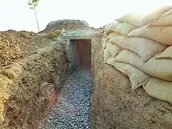 Trinchera y casamata.