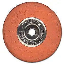 Goma de borrar en forma de disco y estrecha, para máquina de escribir (1960)