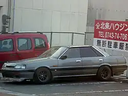 Nissan Skyline sedán (1985 a 1987) tuneado