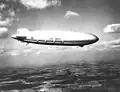 El dirigible Akron en vuelo, noviembre de 1931.