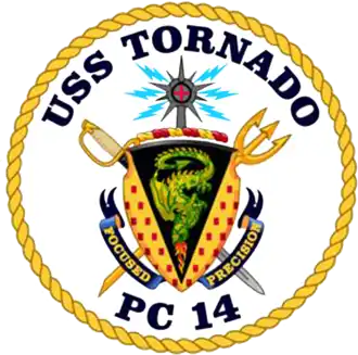 Escudo de armas de USS Tornado, con un dragón urinante
