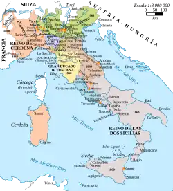 Territorios sucesivamente incorporados al Reino de Italia. En anaranjado pálido, el Reino de Piamonte-Cerdeña, fue el núcleo a partir del cual se incorporan los territorios austriacos (en verde) de Lombardía (1859) y Véneto (1866), el Reino de Nápoles (1860, en gris), los territorios de Italia central (1860, varios colores) y por último, los Estados Pontificios en torno a Roma (1870).