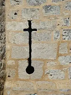 Aspillera cruciforme para ballesta.