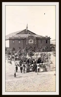 Valparaíso, primer teatro de la Victoria (actual plaza Simón Bolívar), 1864