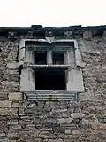 Bestué. Ventana de Casa Mur Antón Barrau.
